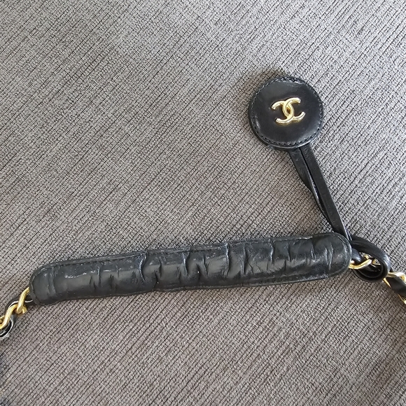 CHANEL Chain Tote Shoulder Crossbody Bag Lambskin Black 100% Authentic Guarantee - Picture 11 of 16